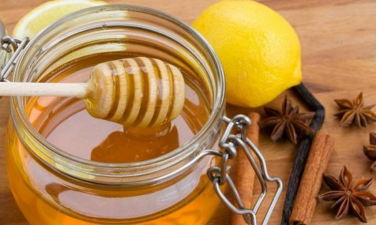 Αδυνατίστε με μέλι! Πώς να φτιάξετε το «θαματουργό» ρόφημα