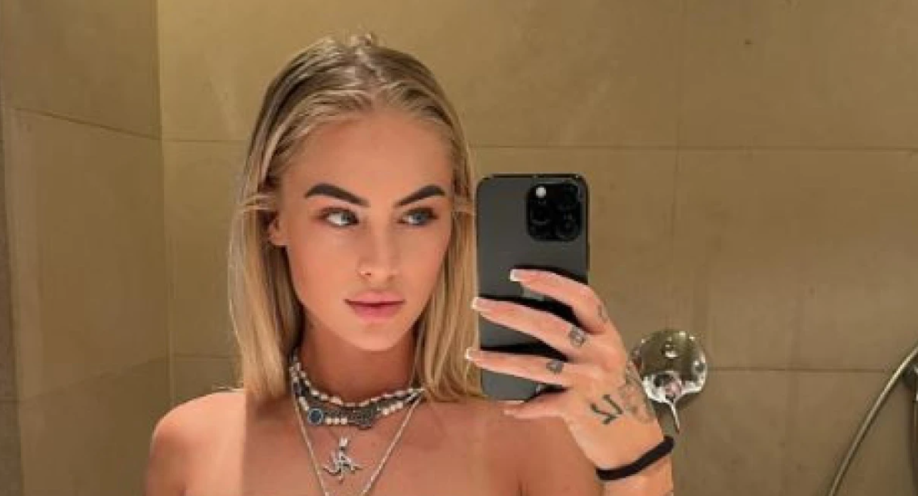 Τι το ήθελε - Η πιο εντυπωσιακή παίκτρια στον κόσμο πήγε να μιμηθεί τον Ροναλντίνιο και σακάτεψε έναν καμεραμάν