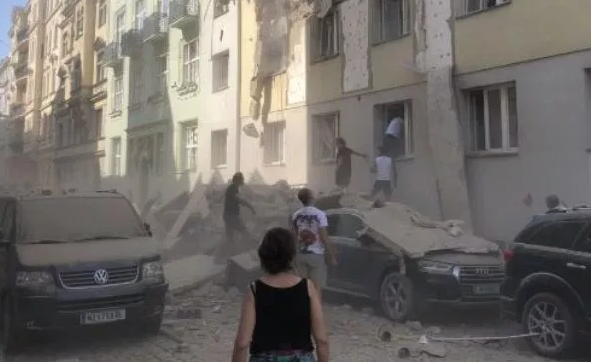 Ισχυρή έκρηξη με τραυματίες στη Βιέννη – Κατέρρευσε κτήριο