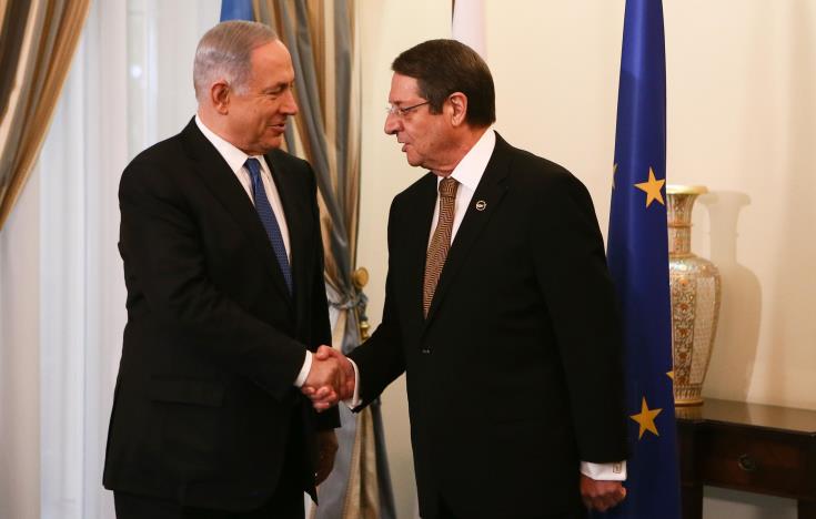 Πρόεδρος Αναστασιάδης και Ισραηλινός Πρωθυπουργός συζήτησαν θέματα διμερούς συνεργασίας κατά COVID-19