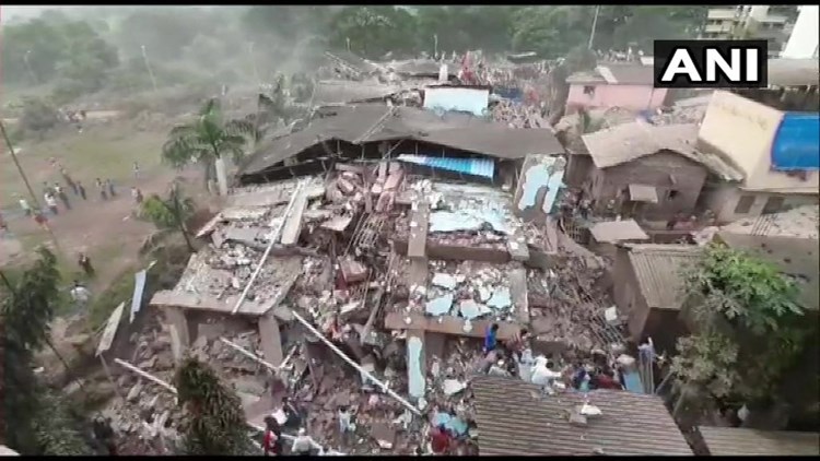 ΙΝΔΙΑ: Κατέρρευσε πενταόροφο κτήριο- 90 άνθρωποι έχουν παγιδευτεί στα συντρίμμια