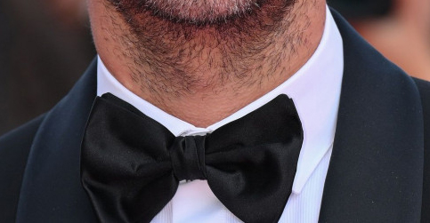 Video: Συνελήφθη πασίγνωστος ηθοποιός για τον ξυλοδαρμό δύο ανδρών έξω από μπαρ