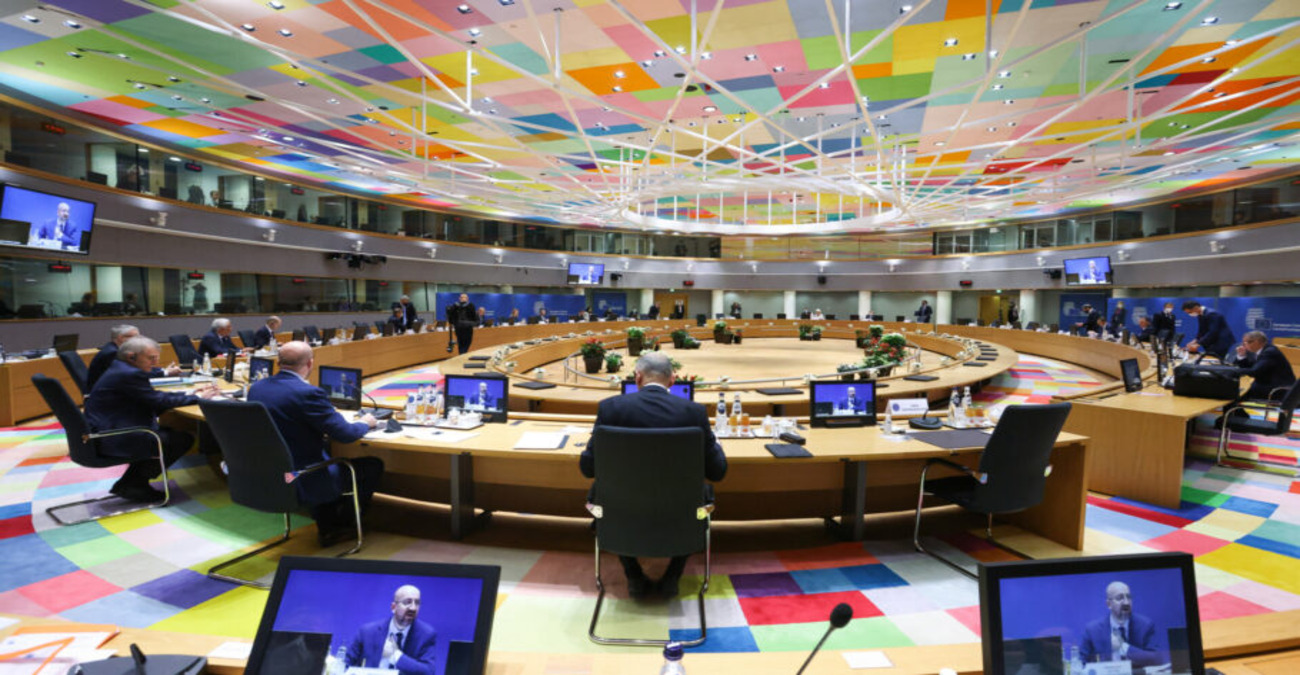 Κρίσιμο τετ-α-τετ των ηγετών στις Βρυξέλλες - Ποια ονόματα ακούγονται για τις κορυφαίες θέσεις στην ΕΕ