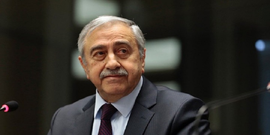 Ο Ακιντζί επικρίνει Τατάρ για το Κυπριακό