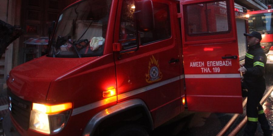 ΕΛΛΑΔΑ: Επιχειρήσεις της Πυροσβεστικής για τη διάσωση 28 ατόμων από πλημμύρες στα Νέα Βρασνά και τον Σταυρό