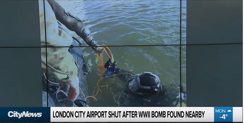 ΛΟΝΔΙΝΟ: Απομάκρυναν τη βόμβα που βρέθηκε στον Τάμεση - VIDEO 