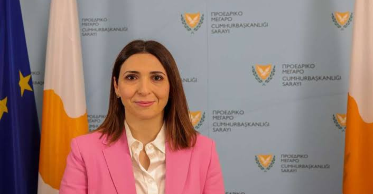 Τίτλοι τέλους για τη θητεία της Ραουνά – Παρέδωσε την Έκθεση Πεπραγμένων στον Πρόεδρο
