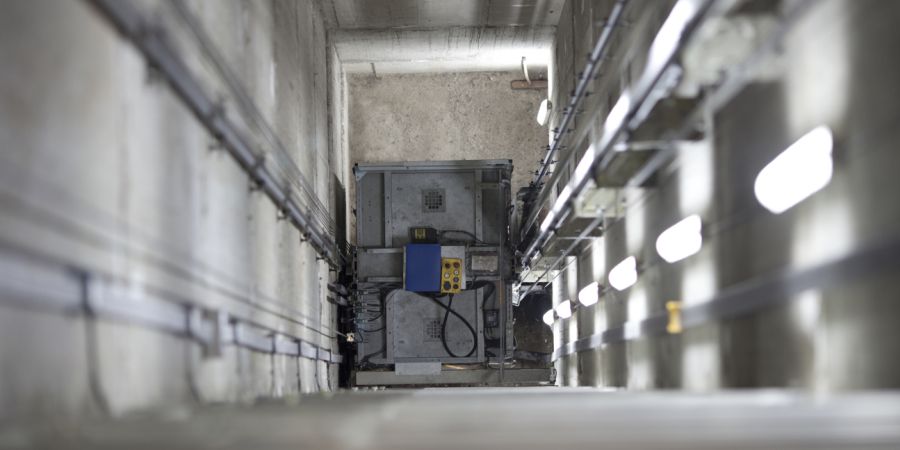 ΛΕΥΚΩΣΙΑ: Πλήρως εκσυγχρονισμένος ο ανελκυστήρας της Υπ. Υδρογονανθράκων - ΕΓΓΡΑΦΑ