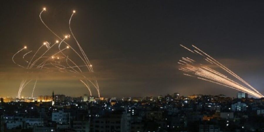 Καταδικάζει την εκτόξευση πυραύλων κατά του Ισραήλ το ΥΠΕΞ - «Πρέπει να επικρατήσει η διπλωματία»