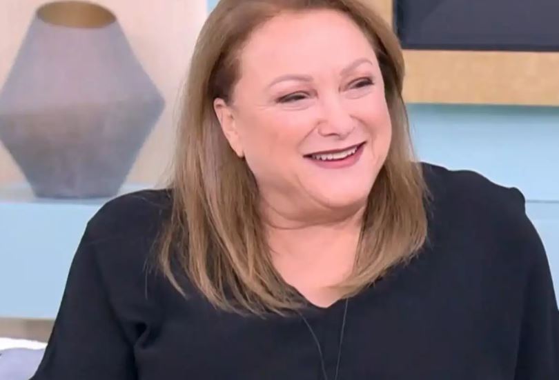 Ρένια Λουιζίδου: Η εξομολόγηση για τον 25χρονο γιο της – «Δεν έχω κλειδιά από το σπίτι του»