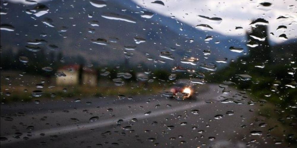 ΟΔΗΓΟΙ ΠΡΟΣΟΧΗ: Έντονη βροχόπτωση – Προβλήματα στο οδικό δίκτυο