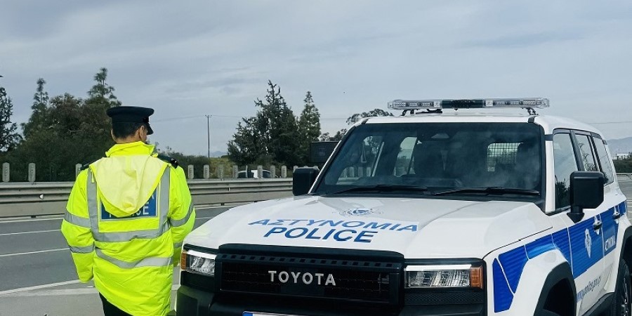 Οδηγοί προσοχή: Φωτιά σε φορτηγό στον αυτοκινητόδρομο - Έσπευσε η Πυροσβεστική 