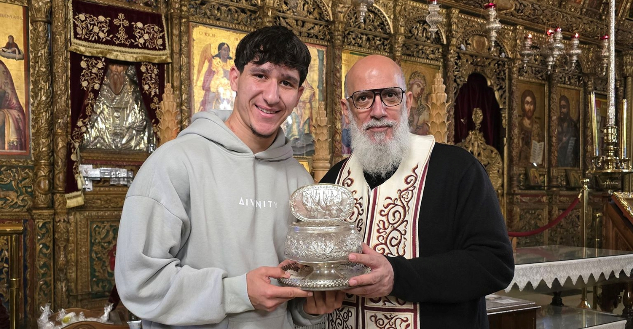 Η συμβουλή του πάτερ Σάββα στον Παναγιώτη Ανδρέου της Ομόνοιας! (ΦΩΤΟΓΡΑΦΙΑ)