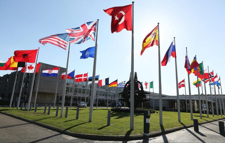 Υπογράφεται πρωτόκολλο προσχώρησης της πΓΔΜ στο ΝΑΤΟ 