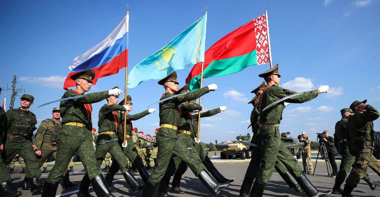 Διευκρίνιση από Λευκορωσία: «Καθαρά αμυντική» η κοινή δύναμη με τη Ρωσία