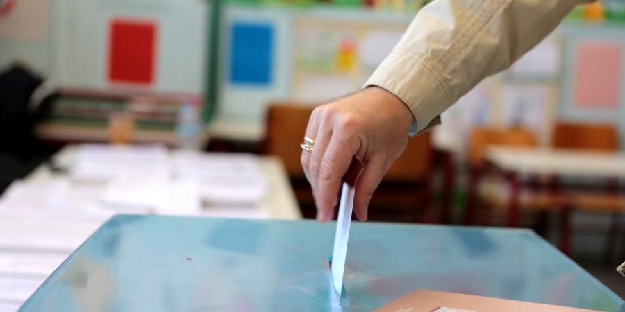 Οι Λεμεσιανές ψηφίζουν με τα νυφικά τους! - Δύο περιστατικά– ΦΩΤΟΓΡΑΦΙΑ &VIDEO