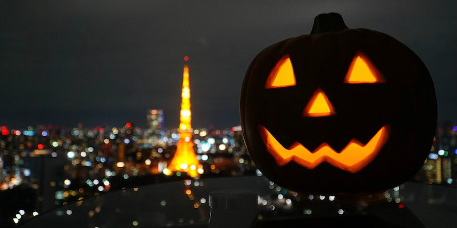 Η πιο αληθοφανές αμφίεση για το Halloween - VIDEO