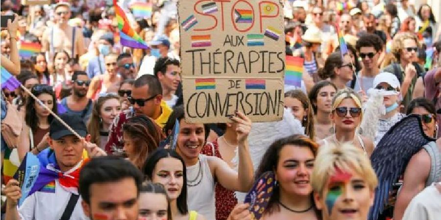 Σύνδεσμος Ψυχολόγων Κύπρου: Εναντίον σε εξαιρέσεις για ιερείς και σύνεση για θεραπείες μεταστροφής ΛΟΑΤΚΙ+ ατόμων