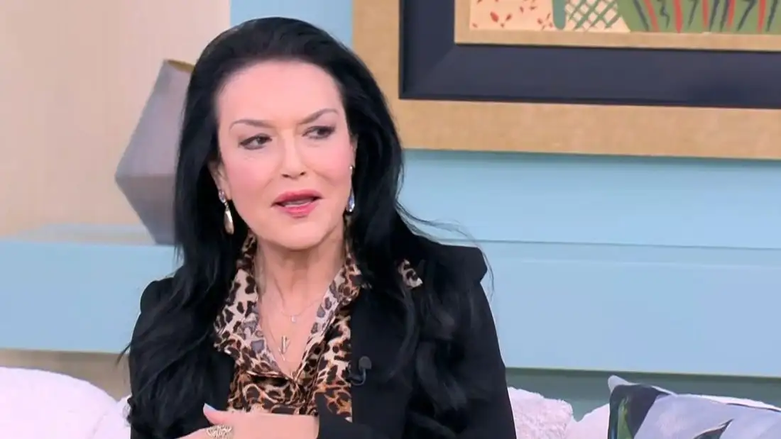 Ελένη Φιλίνη: «Βλέπω άντρες που φοβούνται να φλερτάρουν για να μην παρεξηγηθούν» - Δείτε βίντεο