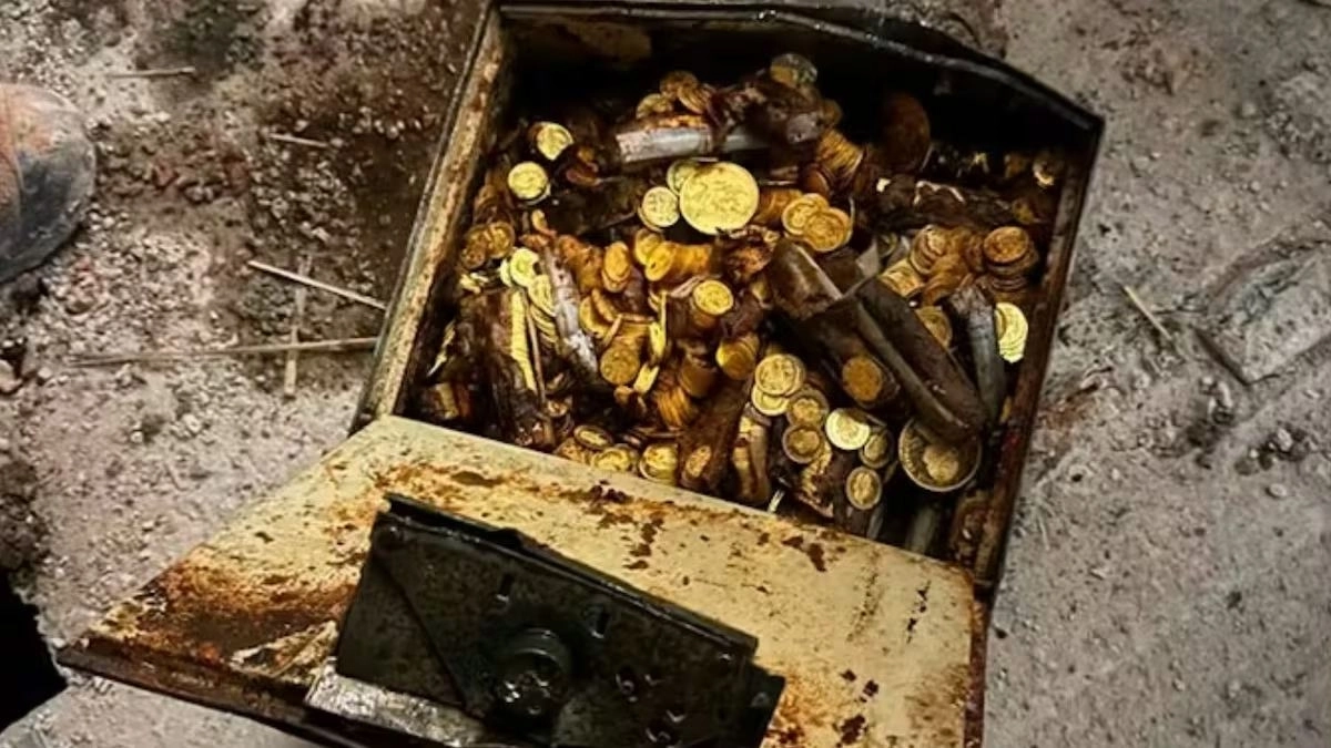 Μεροκαματάρα: Υδραυλικός τραβάει ένα σκοινί σε υπόγειο και βρίσκει 30 κιλά χρυσά νομίσματα