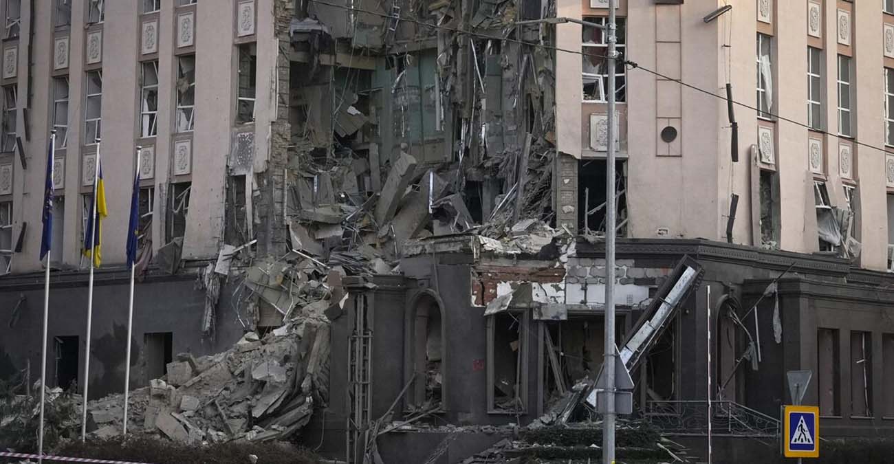 Δέκα εκρήξεις σημειώθηκαν στο Κίεβο - Πληροφορίες ότι καταστράφηκε ένα ξενοδοχείο