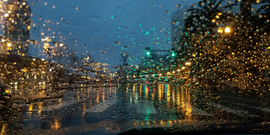ΚΑΙΡΟΣ: Επανέρχονται οι βροχές- Τις ακολουθεί πτώση θερμοκρασίας