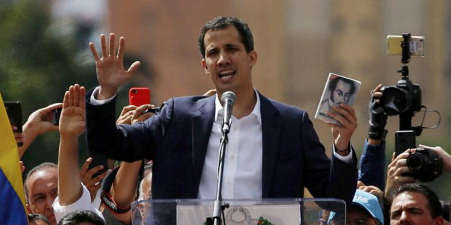 Ο αυτοανακηρυχθείς πρόεδρος της Βενεζουέλας αναγνωρίστηκε από το Ευρωκοινοβούλιο