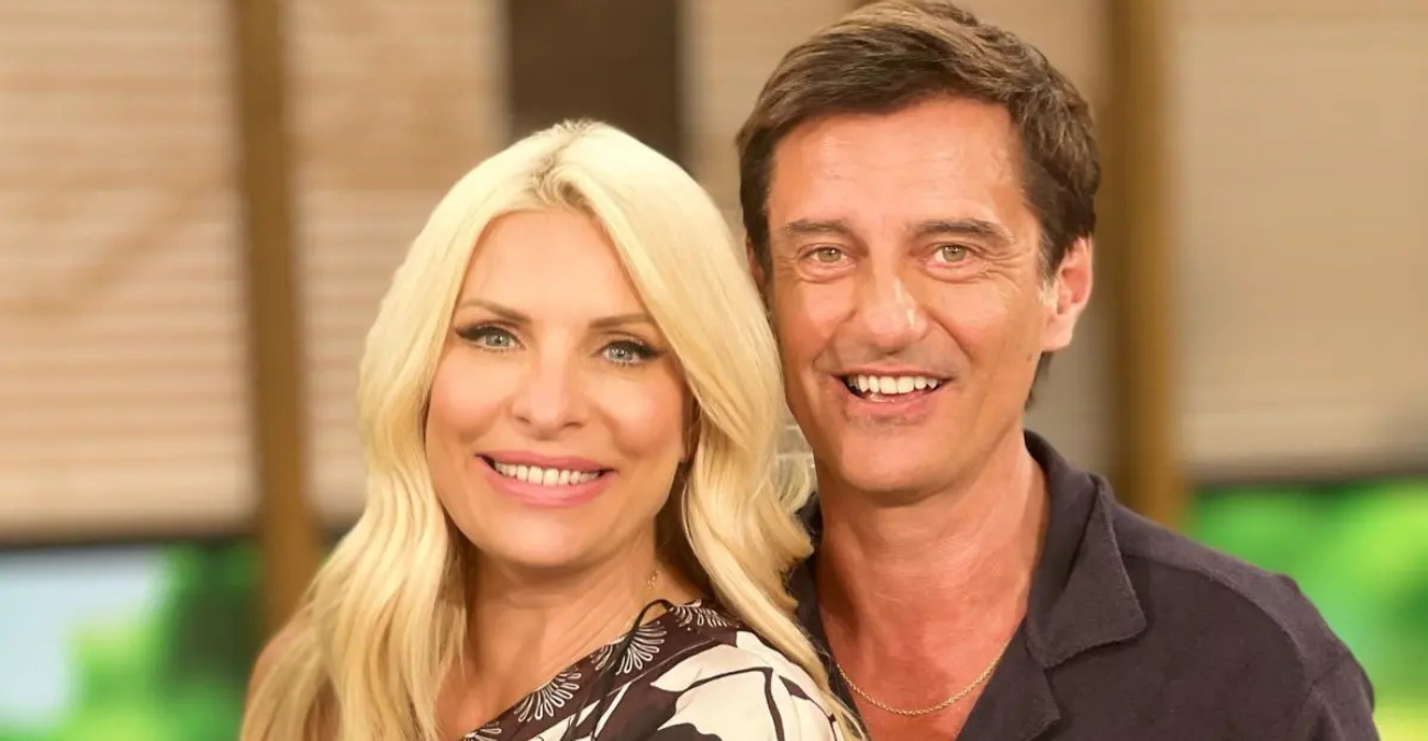 Ελένη Μενεγάκη: Αυτός είναι ο πραγματικός λόγος που έκανε unfollow τον Κουτσογιαννόπουλο!