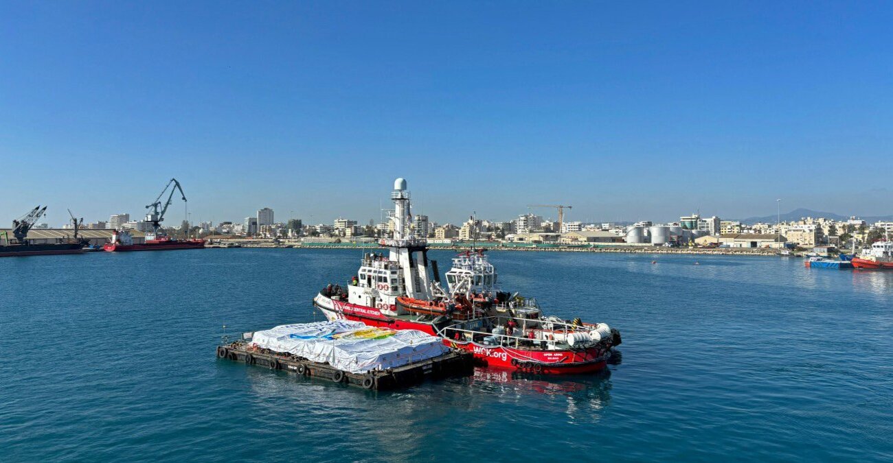 Αναχώρησε από Κύπρο πλοίο του ΗΒ που θα συνδράμει την παροχή βοήθειας στη Γάζα