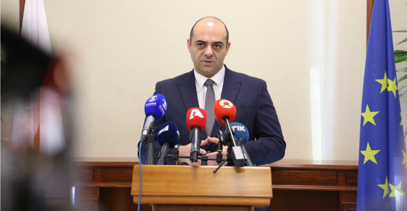 Υπ. Εργασίας μετά το Υπουργικό: Διαδικτυακά η επανεγγραφή για ανεργιακό
