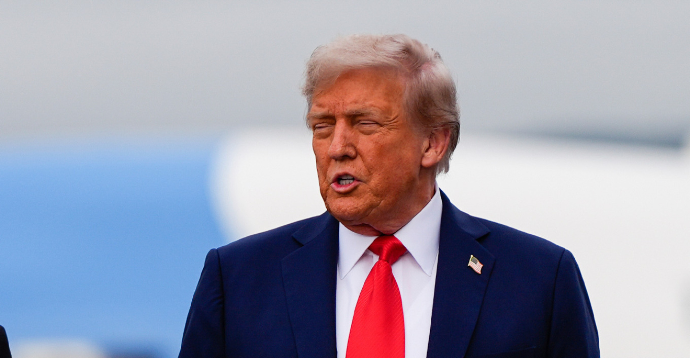 Ευθεία απειλή Τραμπ για επιχείρηση και κατά της Κολομβίας: «Μου φαίνεται καλή ιδέα»