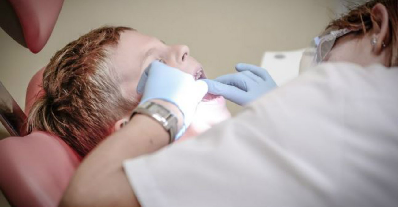 Βέλγιο: Σάλος με πλαστά πτυχία οδοντριατρικής από τη Ρουμανία