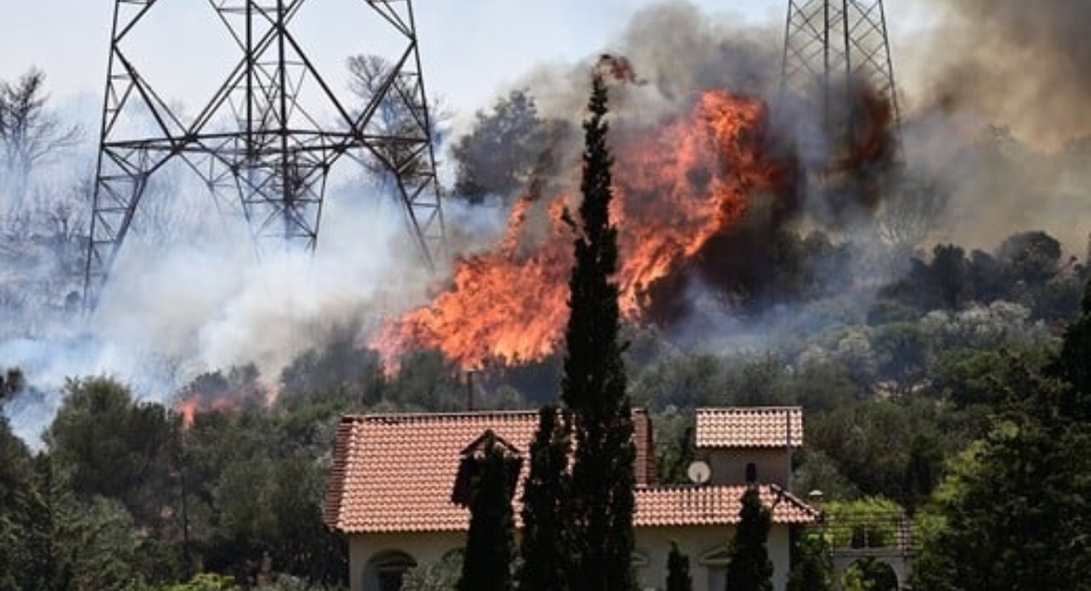 Πυρκαγίες Ελλάδα: Συνελήφθησαν δύο άτομα για τη φωτιά στο Καπαρέλλι Βοιωτίας