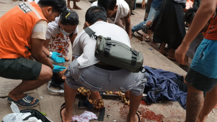 Αναστάτωση στη Μιανμάρ ύστερα από έκρηξη βόμβας με έναν νεκρό και εννέα τραυματίες - Δείτε βίντεο