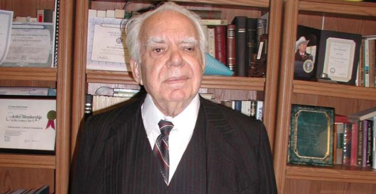 Απεβίωσε ο βετεράνος δημοσιογράφος Κώστας Αθανασιάδης  - Ήταν ιδρυτικό μέλος του ΑΚΕΛ 