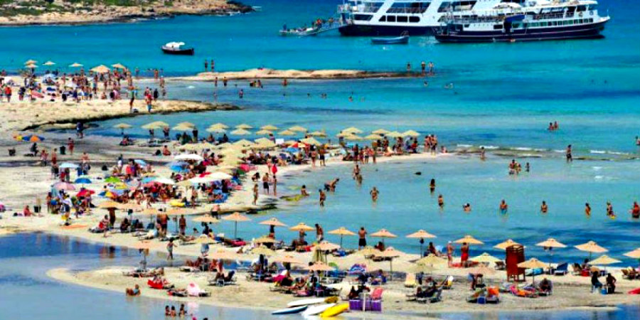 ΚΥΠΡΟΣ-ΔΙΑΚΟΠΕΣ: ‘Είχαμε 50 κρατήσεις για Ελλάδα μέσα σε λίγες ώρες‘ - ‘Με 235 ευρώ 8 μέρες σε νησί’ 