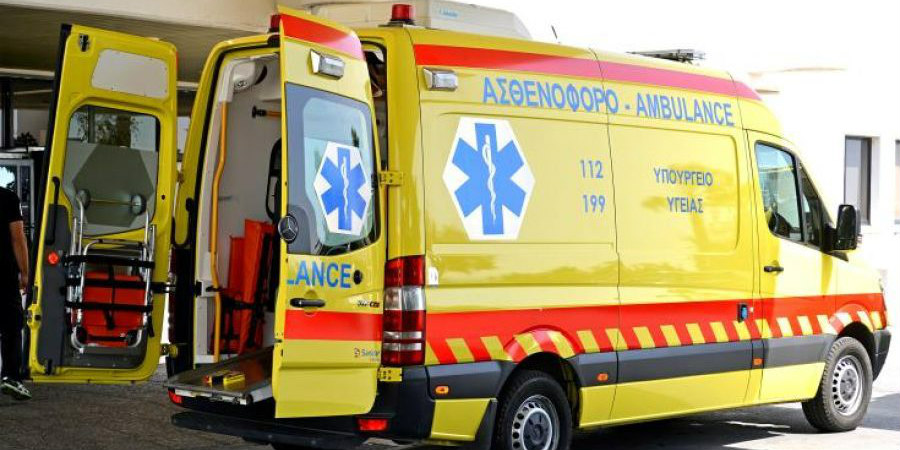 Σφοδρή σύγκρουση δύο οχημάτων στην Πάφο - Στο νοσοκομείο ένα πρόσωπο 