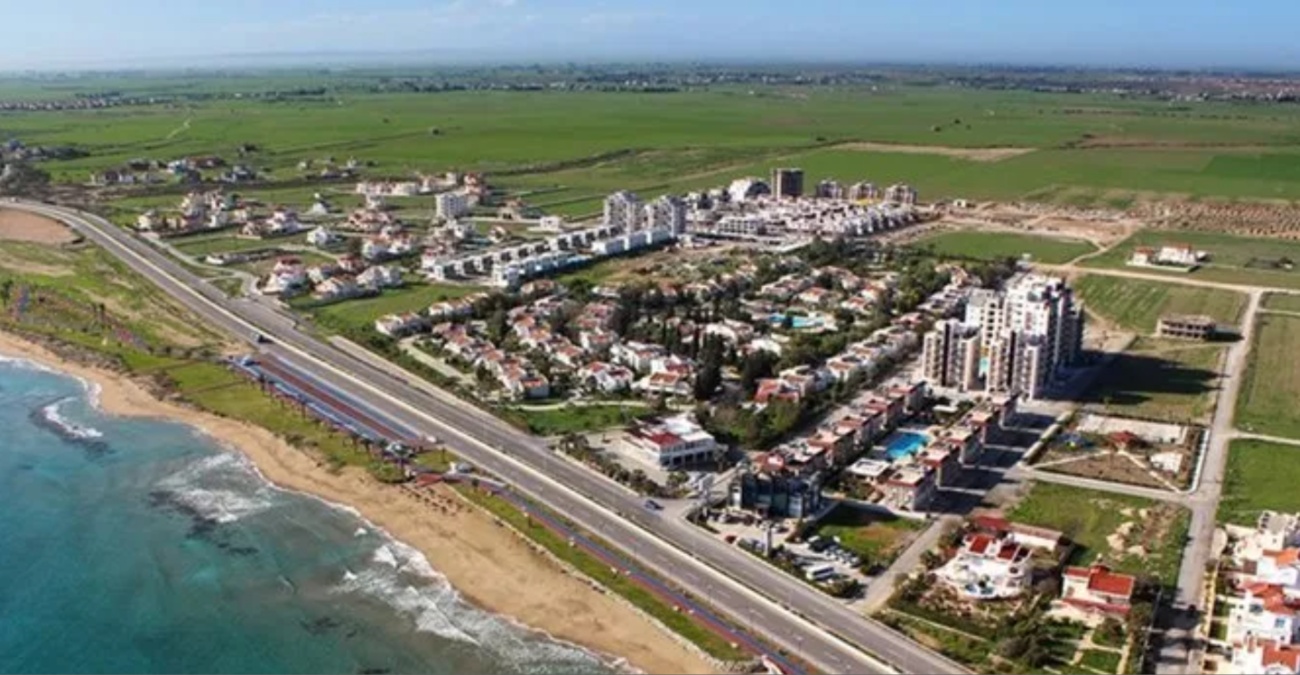 Τα «έκανε θάλασσα» η Ελληνική Αστυνομία - Ελληνοκύπρια με τόπο καταγωγής το... Iskele αντί το Τρίκωμο