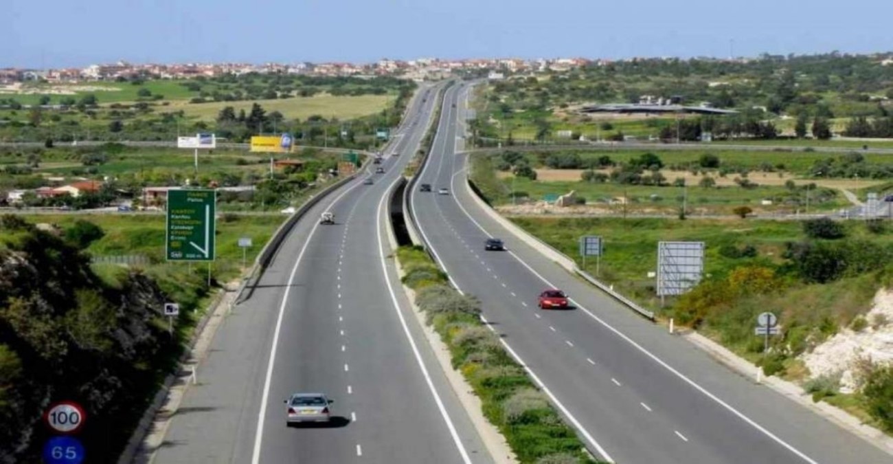 Δόθηκε στην κυκλοφορία ο αυτοκινητόδρομος Πάφου-Λεμεσού παρά τον Ύψωνα
