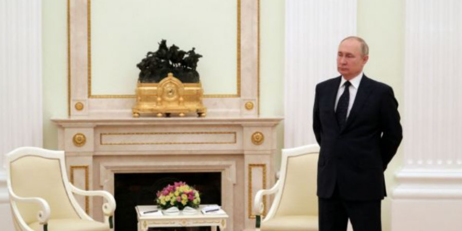 Το αίνιγμα της περιουσίας του Πούτιν – Οι εκτιμήσεις και οι διαρροές για τον κρυφό του πλούτο