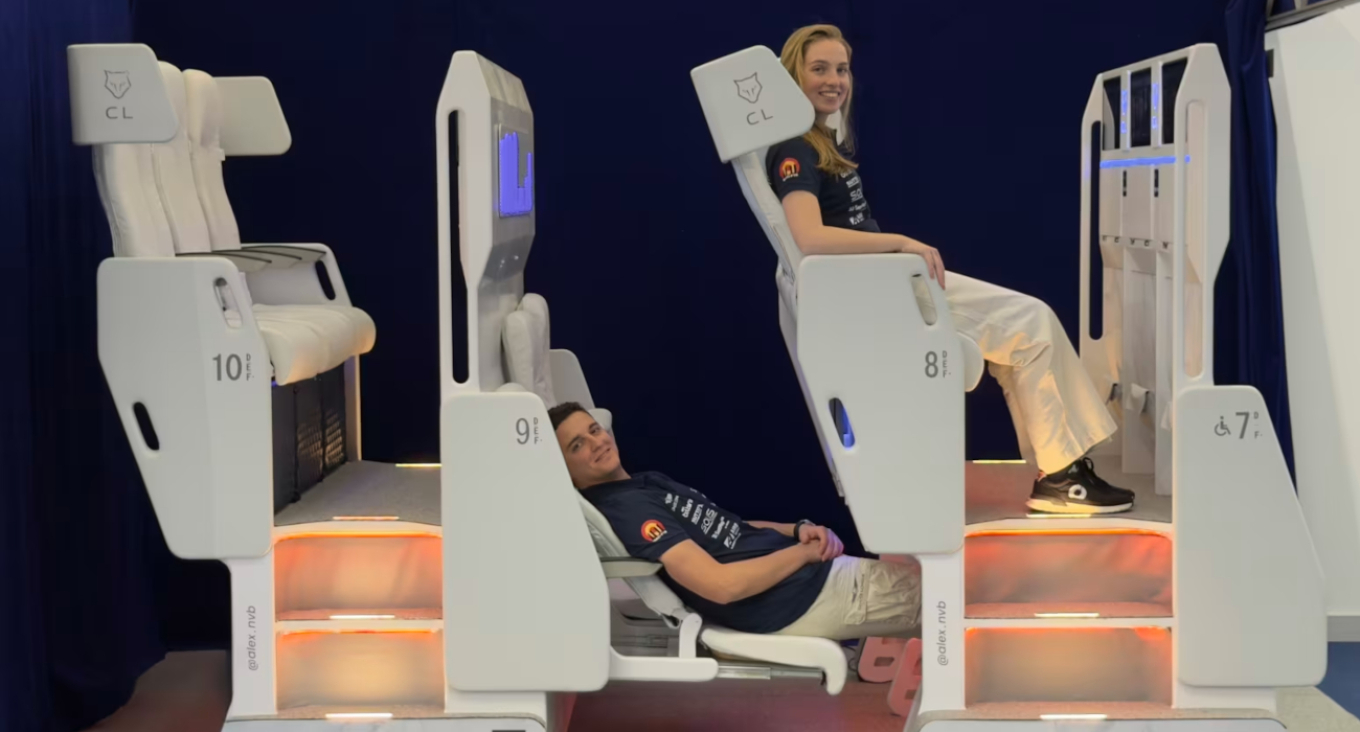 Διώροφα καθίσματα στα αεροπλάνα: Η πρόταση που χλευάστηκε, επανέρχεται και στοχεύει σε πιο άνετα και φθηνότερα ταξίδια