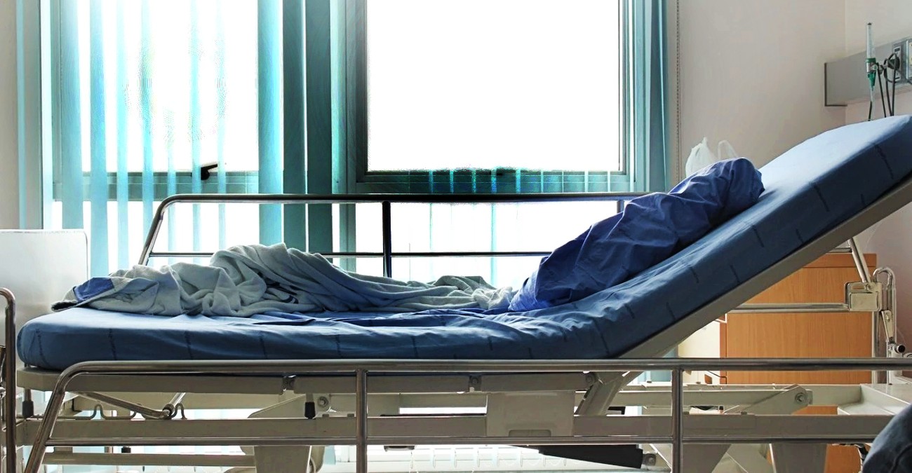 Το «αδιανόητο» στα νοσηλευτήρια - Δένουν ασθενείς στα κρεβάτια - Συγγενείς μεταδίδουν κορωνοϊό - Η απάντηση ΟΚΥπΥ στις καταγγελίες