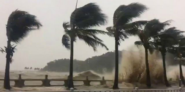 Εικόνες «Αποκάλυψης» στις ΗΠΑ - Ο κυκλώνας Ιαν σαρώνει τα πάντα -Δείτε βίντεο 