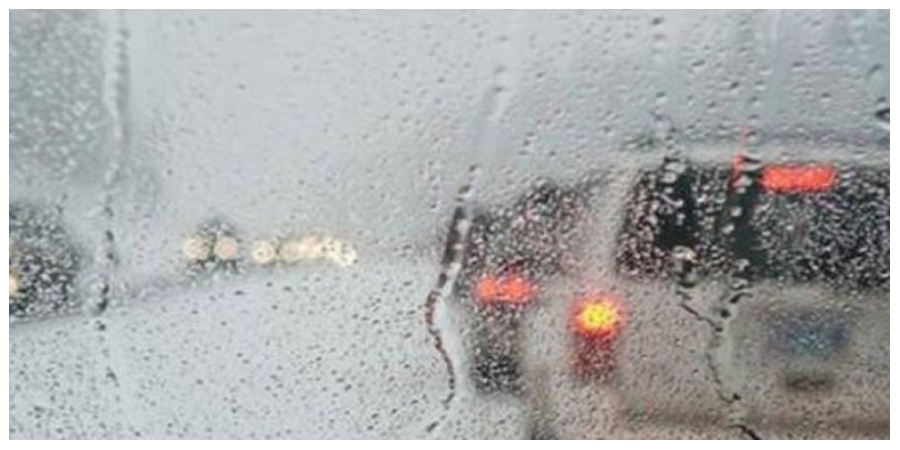 Έντονη βροχόπτωση  στον αυτοκινητόδρομο Λευκωσίας - Λεμεσού - Με τα φώτα αναμμένα τα αυτοκίνητα