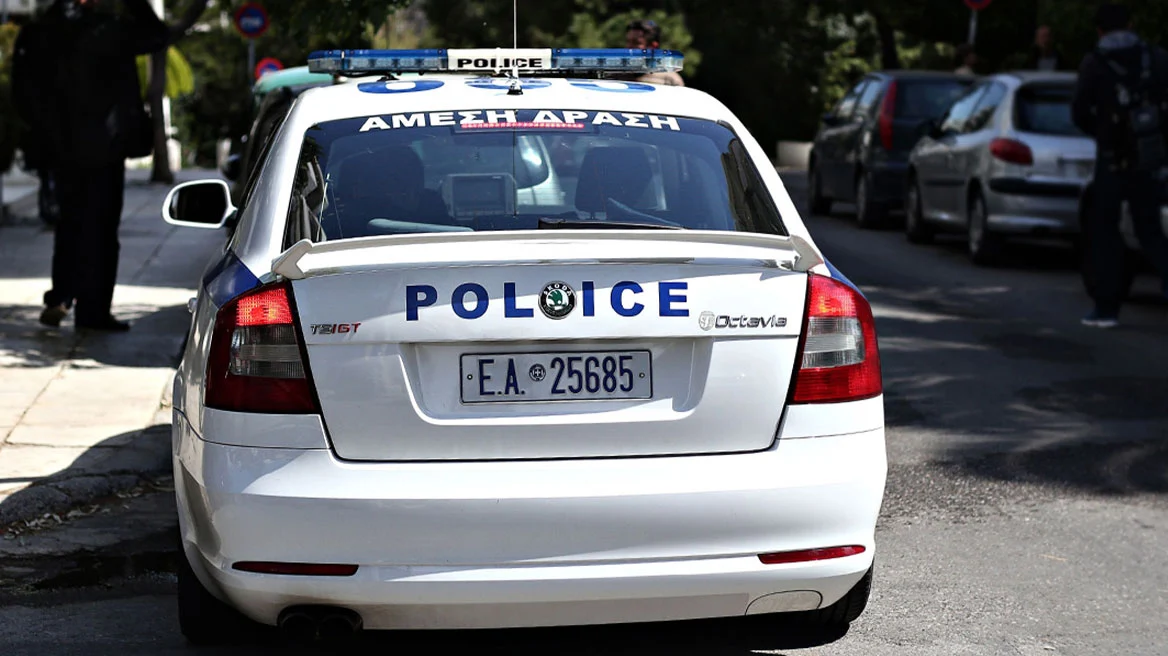 16χρονος στους Αμπελόκηπους χτύπησε και τραυμάτισε οδηγό μοτοσικλέτας μετά από καβγά για την προτεραιότητα