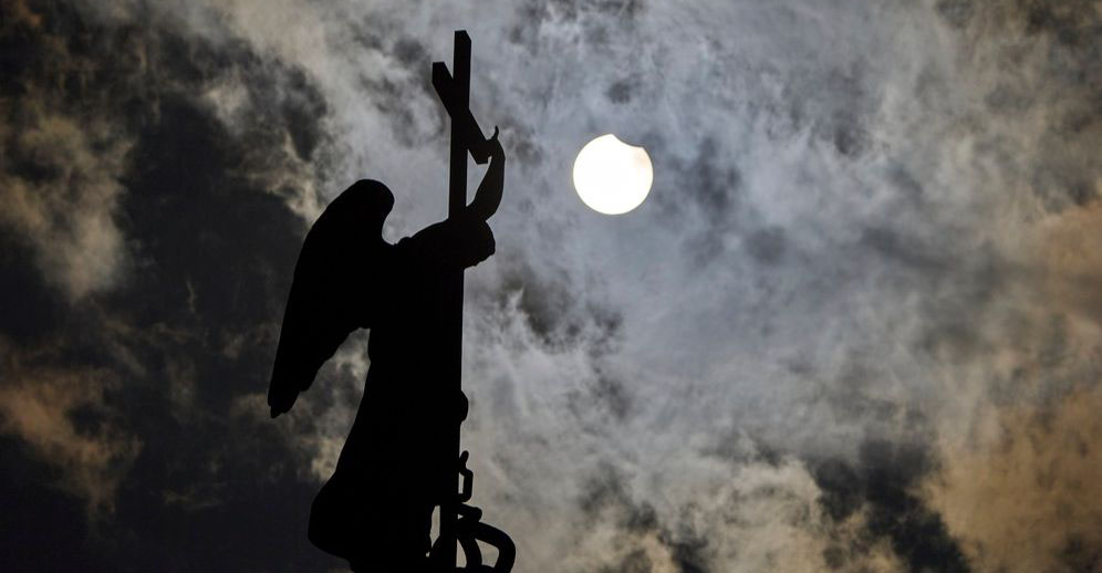 Πότε θα γίνει η μεγαλύτερη ηλιακή έκλειψη του αιώνα : Έξι λεπτά σκοτάδι το απόγευμα