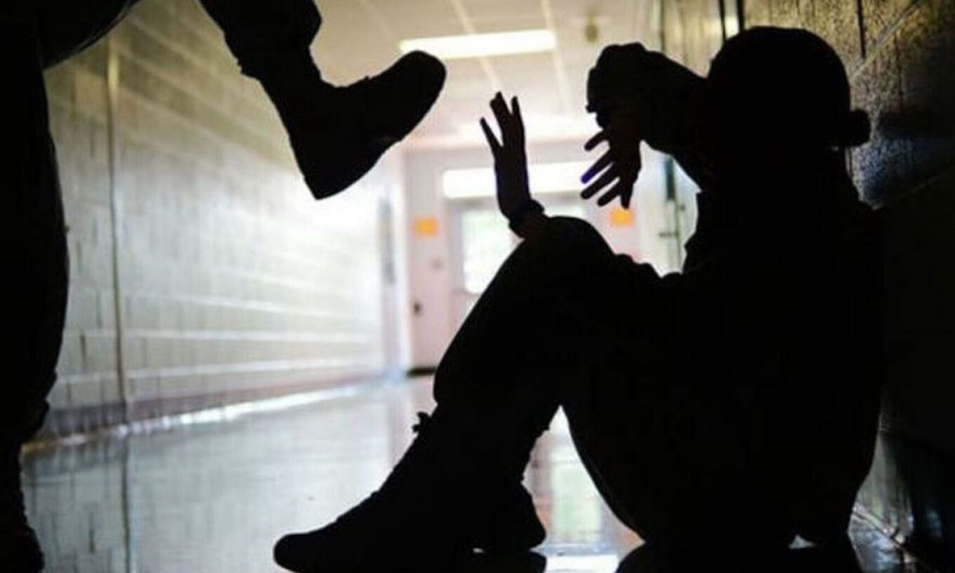 Στο νοσοκομείο με αιμορραγία 16χρονος που ξυλοκοπήθηκε από 17χρονο στην Ελλάδα