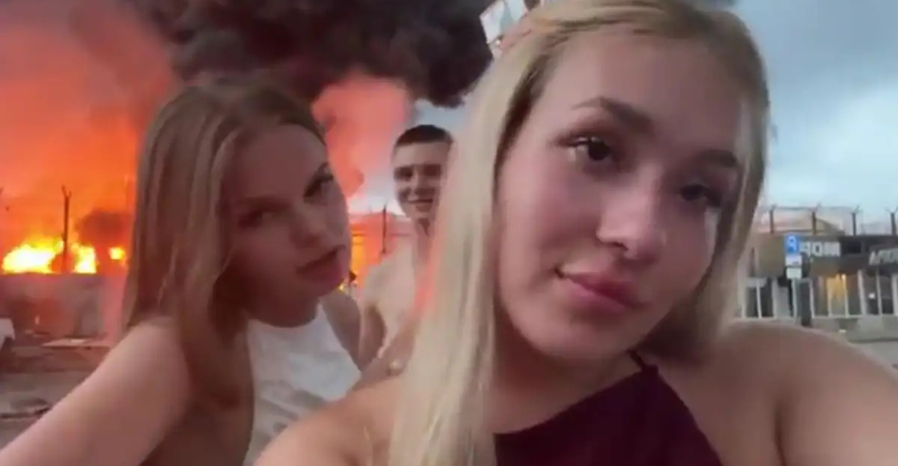Ρωσία: Συνελήφθησαν δύο Ρωσίδες influencers που έβγαλαν βίντεο TikTok μπροστά σε φλεγόμενο διυλιστήριο μετά από ουκρανική επίθεση