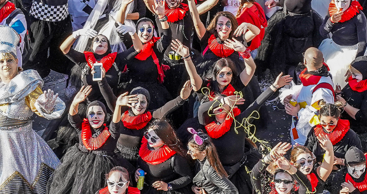 «Έκρηξη» εκδηλώσεων στη Λεμεσό: Δείτε πού μπορείτε να πάτε για καρναβαλίστικη διασκέδαση και ποιοι γνωστοί τραγουδιστές θα φιλοξενηθούν 
