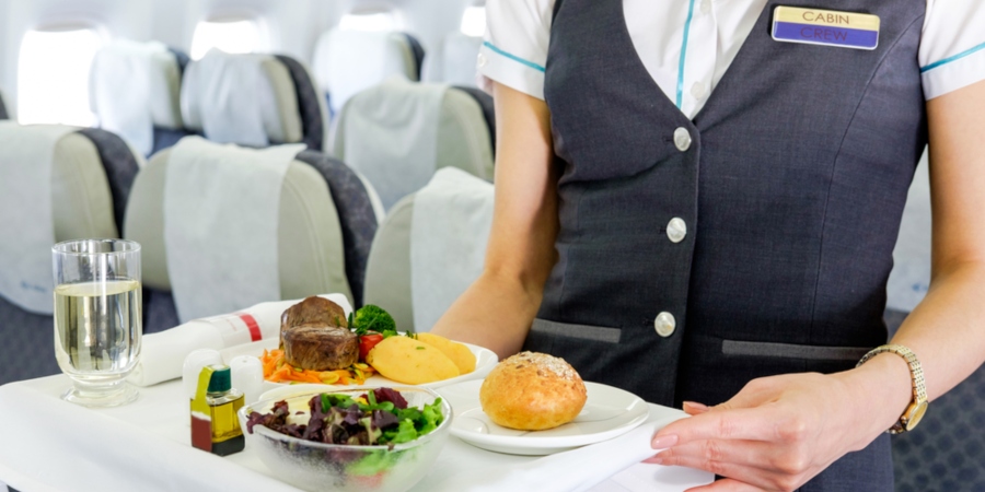 Βρέθηκε επικίνδυνο βακτήριο σε γεύμα αεροπορικής εταιρείας